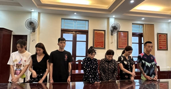 Bắt quả tang 7 đối tượng tổ chức sử dụng ma túy tại chung cư và phòng trọ Bắt quả tang 7 đối tượng tổ chức sử dụng ma túy tại chung cư và phòng trọ