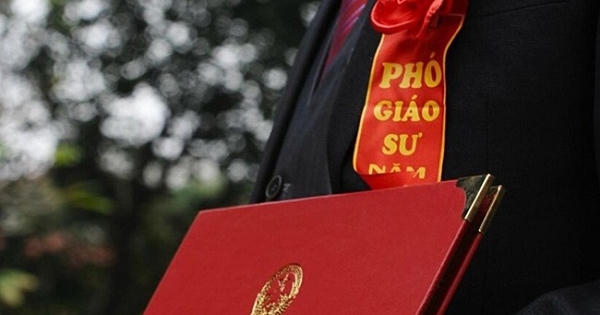 Hơn 400 ứng viên Giáo sư, Phó Giáo sư đạt chuẩn