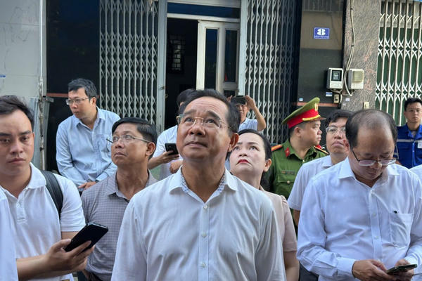 Phó Thủ tướng và Chủ tịch TP HCM yêu cầu điều tra nguyên nhân vụ cháy chung cư Độc Lập