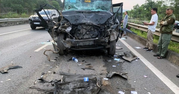 Xe to đền xe bé, người đi đúng đền người đi sai - Cục CSGT nói gì? Xe to đền xe bé, người đi đúng đền người đi sai - Cục CSGT nói gì?