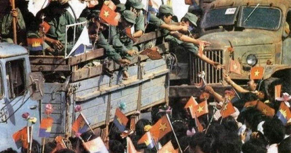 Ký ức những ngày cứu đất nước Chùa Tháp thoát nạn diệt chủng Ký ức những ngày cứu đất nước Chùa Tháp thoát nạn diệt chủng