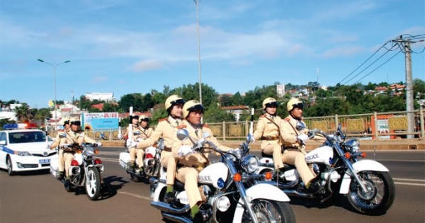 Đăk Nông: Cảnh sát giao thông vì bình yên trên những con đường