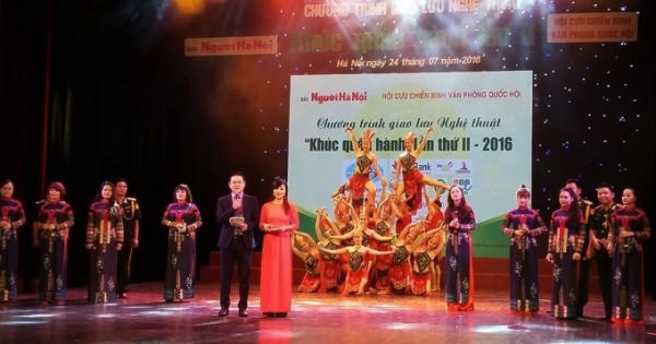 Giao lưu nghệ thuật "Khúc quân hành": Thiết thực tri ân các anh hùng, thương binh, liệt sĩ