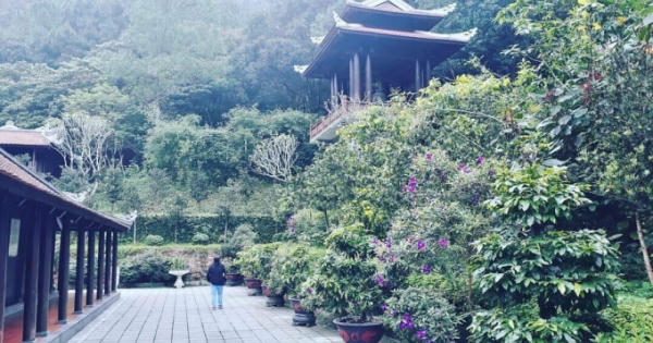 Đến Huế là về với đất Phật