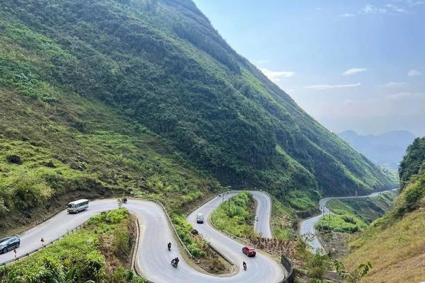 Bổ sung 103 tỷ đồng duy tu, sửa chữa Quốc lộ 4C đi Cao nguyên đá Đồng Văn