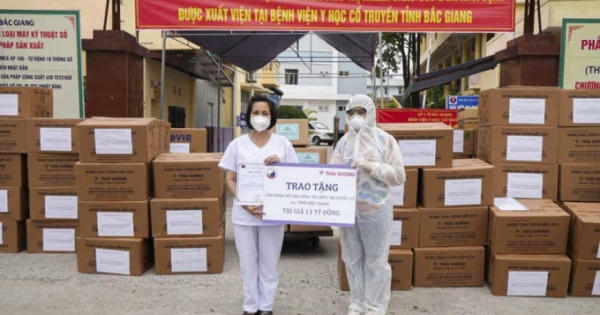Công ty Sao Thái Dương đã trao tặng hơn 150 tỷ đồng phòng chống Covid 19