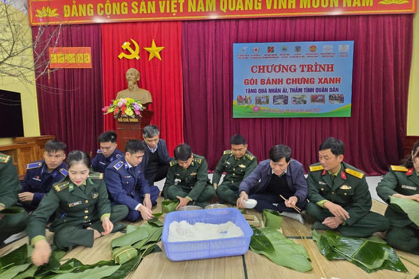 Đồn Biên phòng Lạch Kèn phối hợp tổ chức chương trình “Gói bánh chưng xanh, vui tết đón xuân - thắm tình quân dân” năm 2025 Đồn Biên phòng Lạch Kèn phối hợp tổ chức chương trình “Gói bánh chưng xanh, vui tết đón xuân - thắm tình quân dân” năm 2025