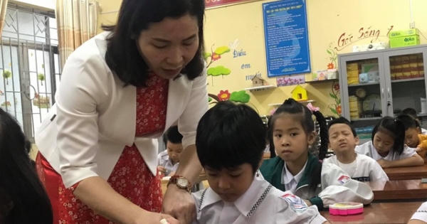 Bộ GD&ĐT ra thông báo "khẩn" về việc bổ nhiệm, xếp lương giáo viên