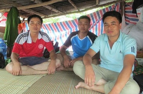 Cảm phục tận trái tim những chiến sĩ công an bám trụ nơi tâm lũ