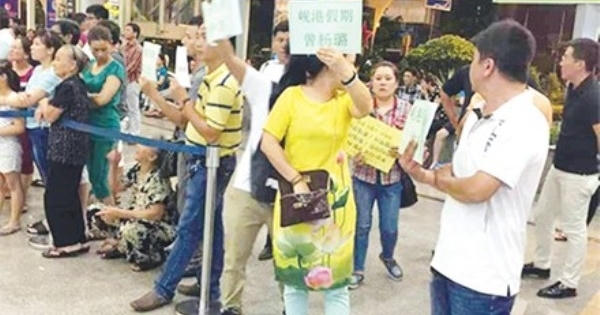 Phanh phui chiêu trò hướng dẫn viên “chui” Trung Quốc