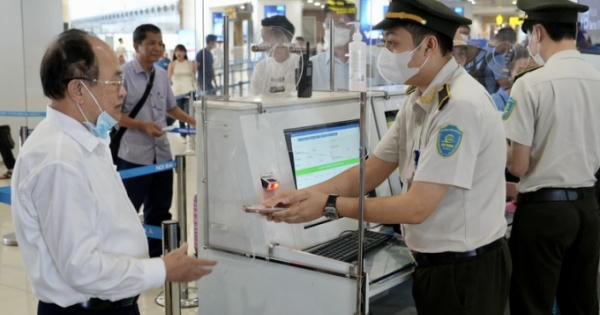 Chính thức cho dùng VNeID thay căn cước công dân khi đi máy bay