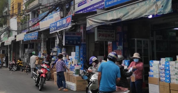 'Đỏ mắt' tìm kit test Việt Nam sản xuất