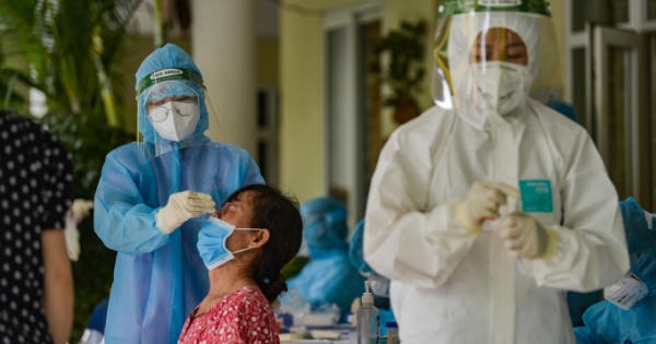 Đi lại giữa các vùng có nguy cơ, Bộ Y tế đưa ra hướng dẫn mới nhất