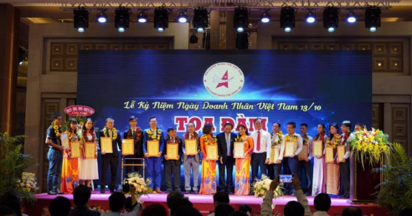 Hội doanh nhân trẻ tỉnh Đồng Nai kỷ niệm ngày Doanh nhân Việt Nam