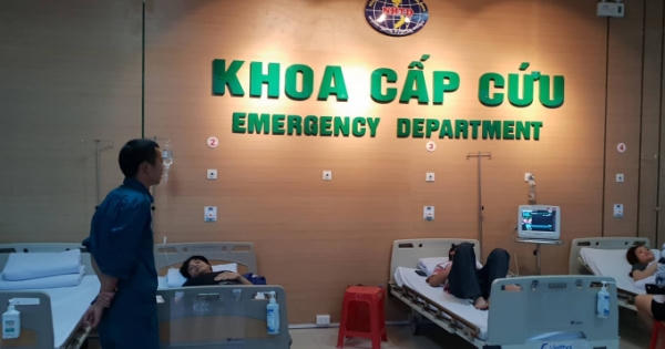 Bệnh viện Nhiệt đới Trung ương 2: Đóng tiền rồi hẵng cấp cứu! Bệnh viện Nhiệt đới Trung ương 2: Đóng tiền rồi hẵng cấp cứu!