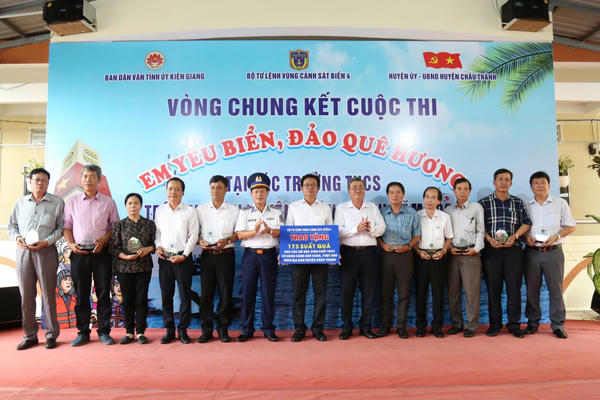 Đảng bộ Vùng Cảnh sát biển 4: Xây dựng nền tảng "thế trận lòng dân" vững chắc trong công tác dân vận