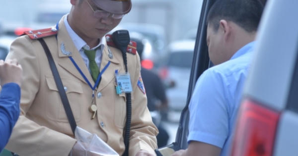 Điểm báo ngày 18/01/2017: Hạn chế tiêu cực, CSGT nhàn hơn Điểm báo ngày 18/01/2017: Hạn chế tiêu cực, CSGT nhàn hơn