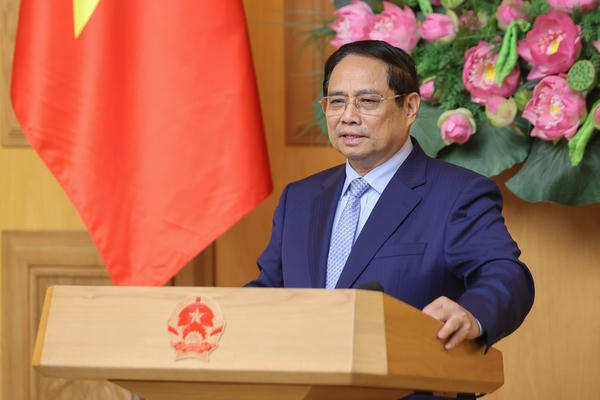 Thủ tướng Phạm Minh Chính chủ trì cuộc tọa đàm với các doanh nghiệp Anh quốc