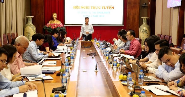 Theo dõi sát sao, đôn đốc hằng ngày tiến độ thu bảo hiểm xã hội, bảo hiểm y tế Theo dõi sát sao, đôn đốc hằng ngày tiến độ thu bảo hiểm xã hội, bảo hiểm y tế