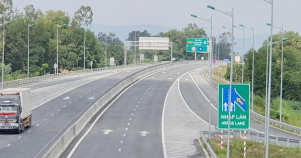 Dự án cao tốc Bắc - Nam: Bài học xương máu nhìn từ Quốc lộ 1