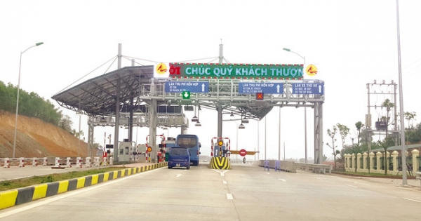 Điểm báo ngày 14/3/2017: "Dân bức xúc vì không đi cao tốc có thể vẫn phải trả phí"