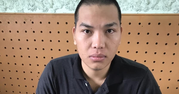 Long An: Thuê xe ô tô, mang súng để mạo danh công an đi cướp… thuốc lá lậu Long An: Thuê xe ô tô, mang súng để mạo danh công an đi cướp… thuốc lá lậu