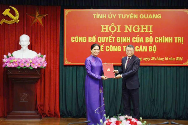 Bà Hà Thị Nga giữ chức Bí thư tỉnh uỷ Tuyên Quang