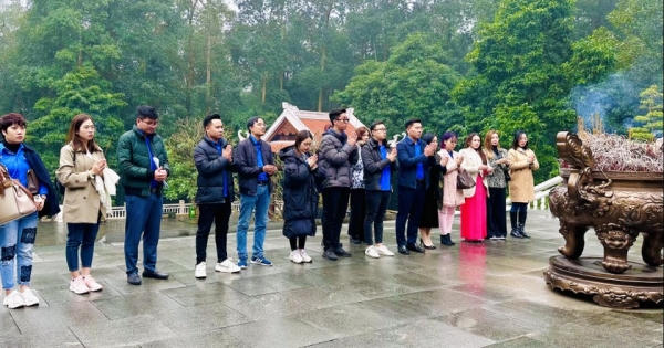 Hành trình Đoàn Thanh niên Báo Pháp luật Việt Nam thăm 'địa chỉ đỏ' tại Khu di tích K9 Hành trình Đoàn Thanh niên Báo Pháp luật Việt Nam thăm 'địa chỉ đỏ' tại Khu di tích K9