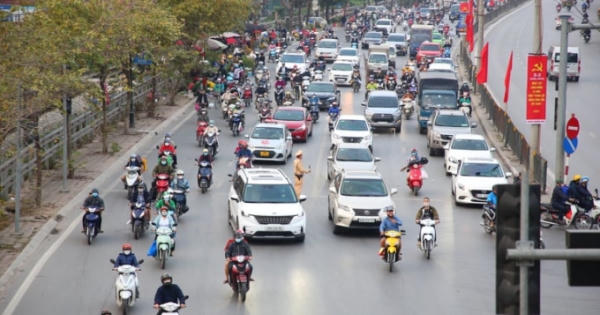 CSGT ra quân đảm bảo TTATGT dịp 30/4 và 1/5 CSGT ra quân đảm bảo TTATGT dịp 30/4 và 1/5