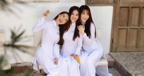 Diễm My - Nhã Phương - Lan Ngọc khoe nhan sắc thanh thuần với áo dài trắng