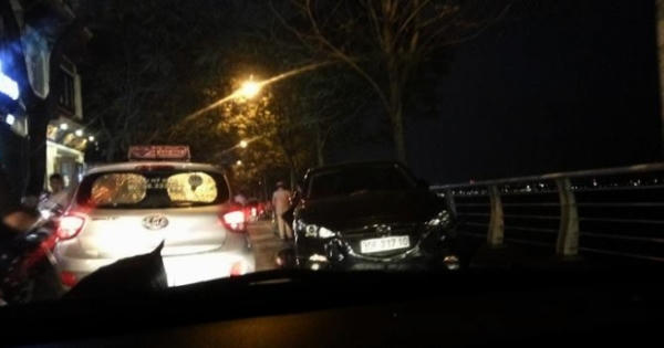 Hà Nội: “Xế hộp” gây tai nạn liên hoàn, một học sinh phải nhập viện