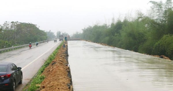 Mặt đê phía bắc sông Lam được hỗ trợ trên 22 tỷ đồng để cứng hóa