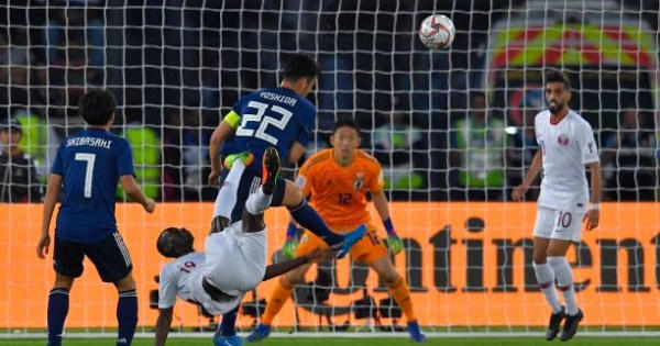 Almoez Ali đi vào lịch sử Asian Cup sau khi lập siêu phẩm,