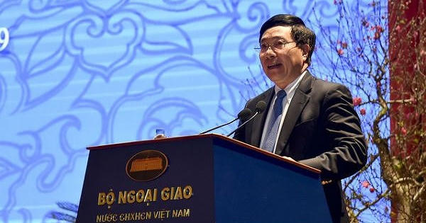 Đưa các mối quan hệ đối ngoại vào chiều sâu Đưa các mối quan hệ đối ngoại vào chiều sâu