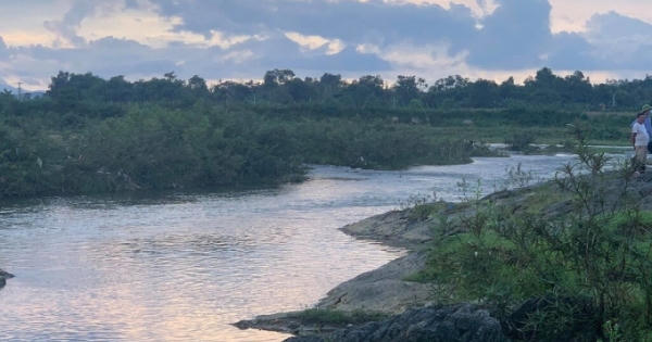 Hai chị em ruột đuối nước thương tâm ở sông Cồn Soi