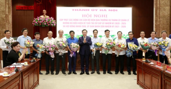 Hà Nội: Nhiều cán bộ thuộc diện Ban Thường vụ Thành ủy quản lý tự nguyện xin nghỉ sớm