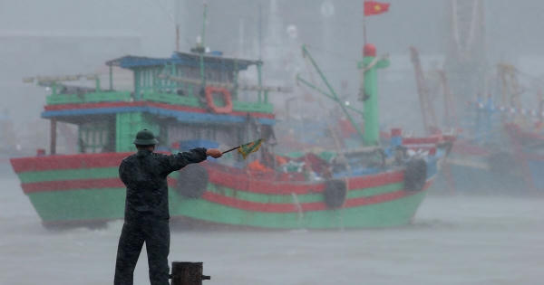 Bão số 1 suy yếu thành áp thấp nhiệt đới