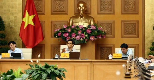 “Nguy cơ dịch Covid-19 đang thường trực ở mọi tỉnh thành” “Nguy cơ dịch Covid-19 đang thường trực ở mọi tỉnh thành”