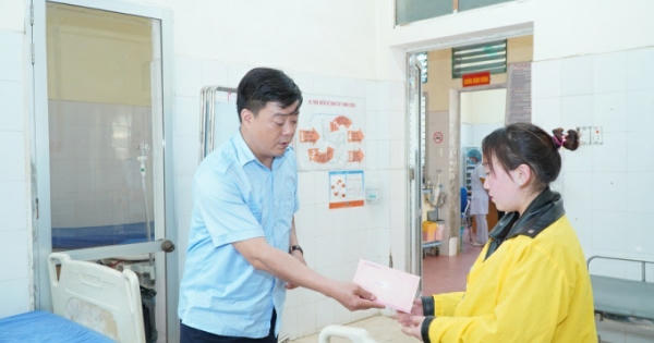 Sức khỏe nạn nhân rơi xuống hố sâu ở đèo Mã Pì Lèng giờ ra sao?