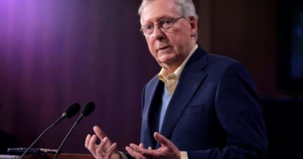 Thượng viện Mỹ bắt đầu quá trình hủy bỏ đạo luật Obamacare