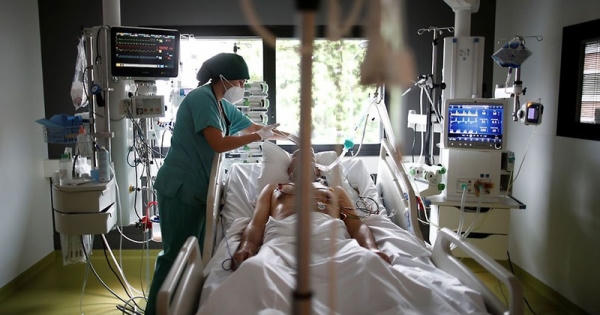 Thuốc điều trị COVID-19: Những gì biết đến lúc này