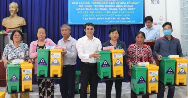 Người chăm chỉ truyền cảm hứng về tình yêu môi trường