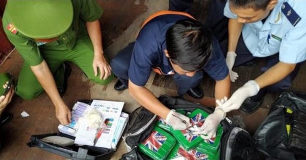 Nhà máy thép Pomina2 là chủ hàng container phế liệu chứa 100 bánh cocaine
