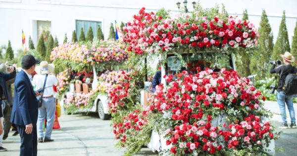 Họp thống nhất nội dung Kế hoạch tổ chức Lễ hội Năm Mùa thị xã Sa Pa năm 2024