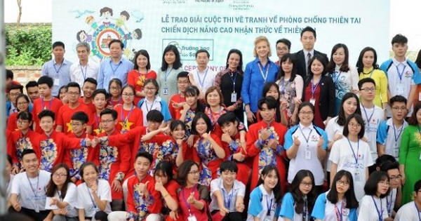 Trao giải Cuộc thi vẽ tranh về phòng, chống thiên tai