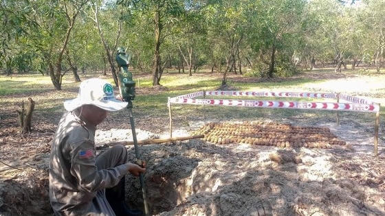 Phá hủy an toàn hầm đạn có 299 vật liệu nổ