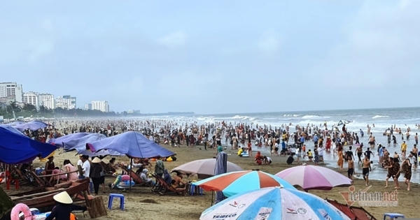 Khách ồ ạt trả phòng khách sạn ở Sầm Sơn trước nghỉ lễ 30/4