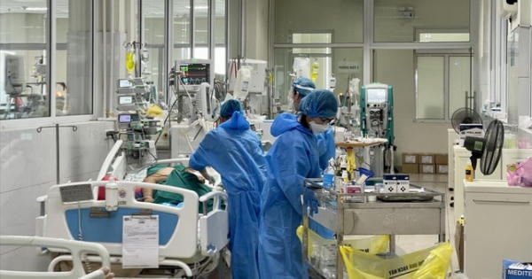 Cần thời gian để coi COVID-19 là 'bệnh đặc hữu'