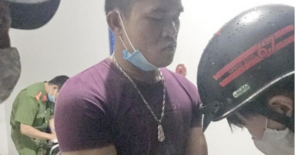 Ma men dẫn lối, người đàn ông say xỉn dùng kéo đâm chết anh ruột