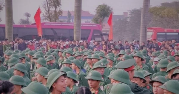 Không khí hào hùng lên đường nhập ngũ tràn ngập mạng xã hội Facebook